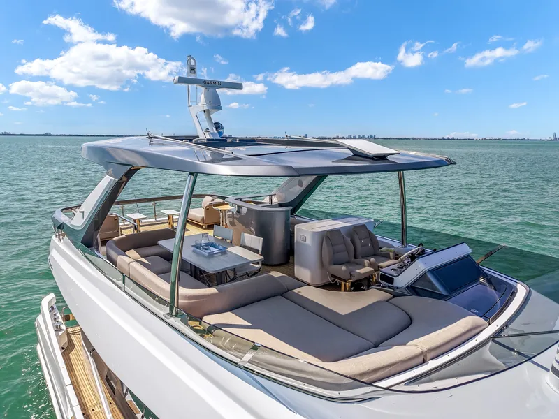 Slide: The Image of Azimut 78 FLY 2025 - 5963027