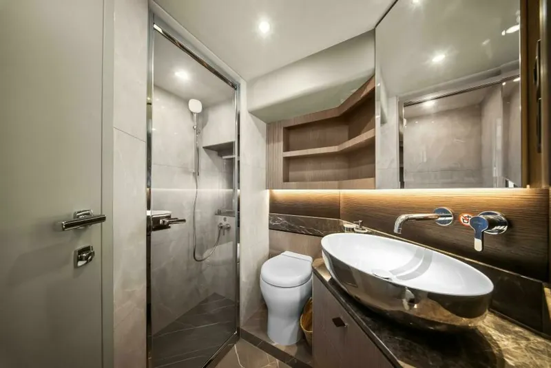 Slide: The Image of 2025 Absolute Navetta 53 - Head - 6216180