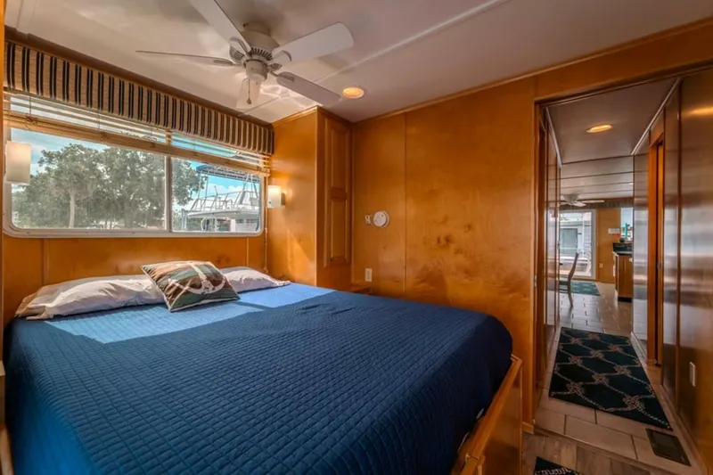 Slide: The Image of Sunstar SunStar 55 2014 - 5963405