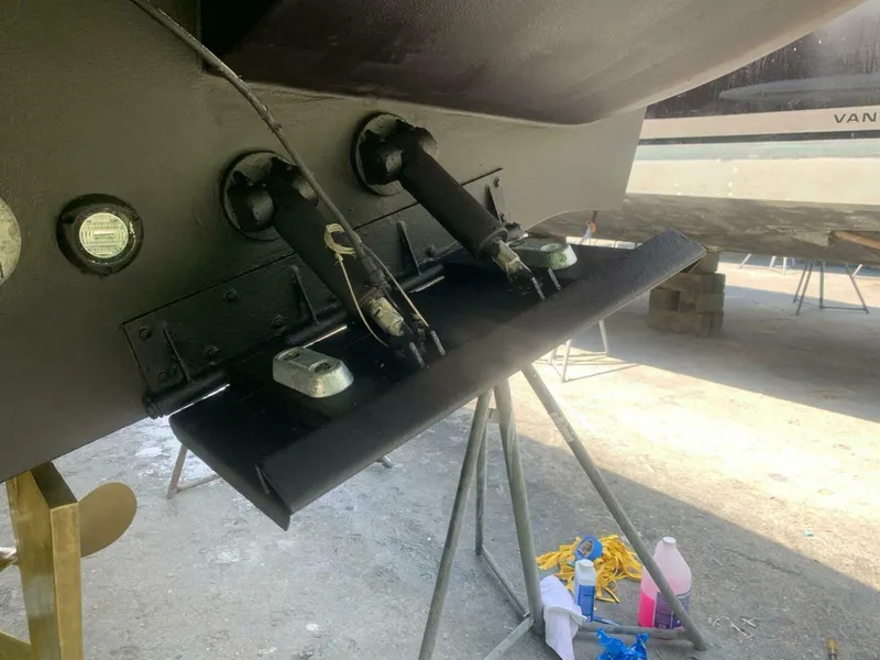 Slide: The Image of Azimut 68S 2007 - 5964220