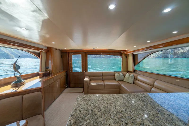 Slide: The Image of 2006 Viking 56 "Scandaloso" - Salon - 6424554