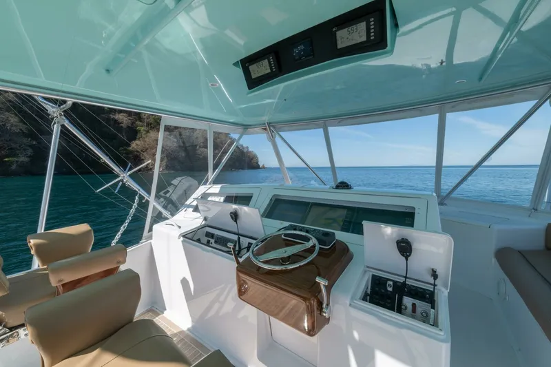Slide: The Image of 2006 Viking 56 "Scandaloso" - 6424535
