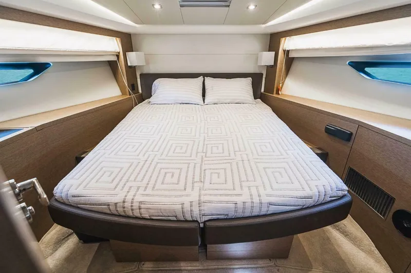 Slide: The Image of Prestige 500S 2018 - 5964275