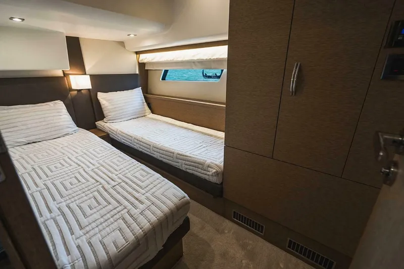 Slide: The Image of Prestige 500S 2018 - 5964277