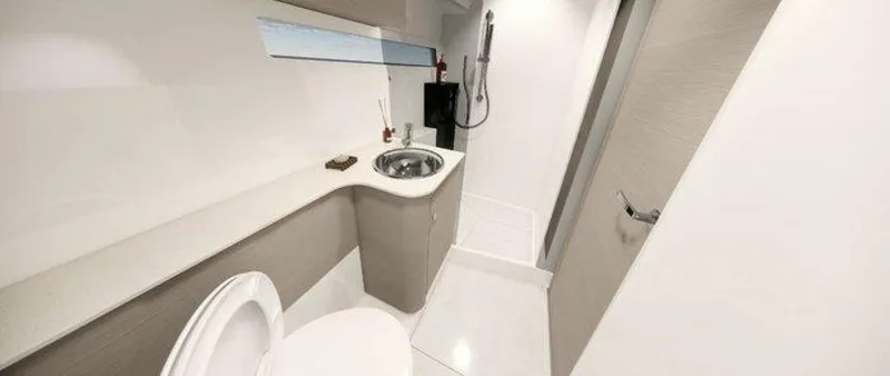 Slide: The Image of Nimbus 495 Flybridge Head 2026 Nimbus 495 Flybridge - 5963865