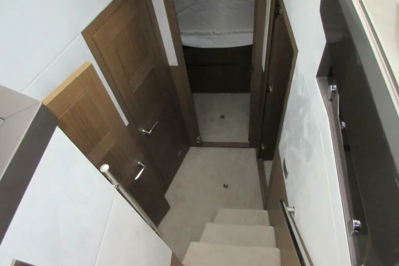 Slide: The Image of Galeon 470 Sky 2019 - 5964342