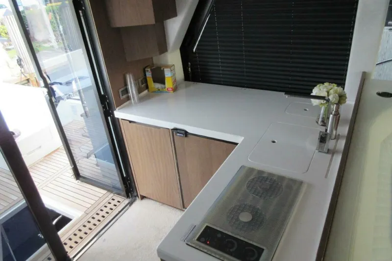 Slide: The Image of Galeon 470 Sky 2019 - 5964332