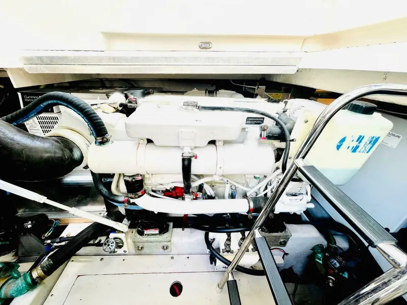 Slide: The Image of Sea Ray 450 Sundancer 2010 - 5964457