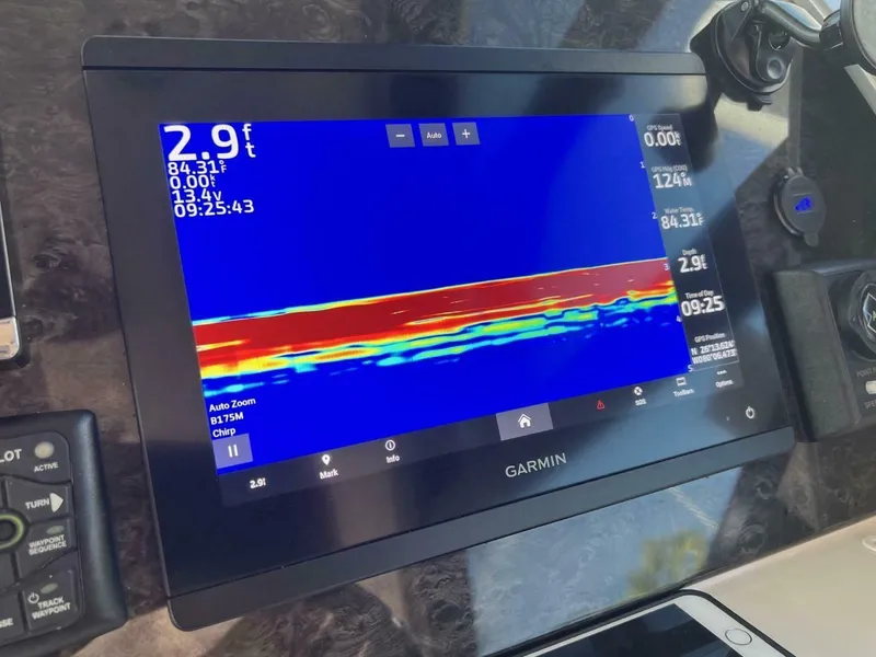 Slide: The Image of Sea Ray 410 Sundancer 2014 - 5964477