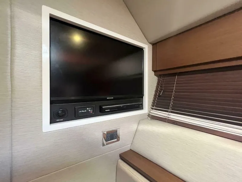 Slide: The Image of Sea Ray 410 Sundancer 2014 - 5964490