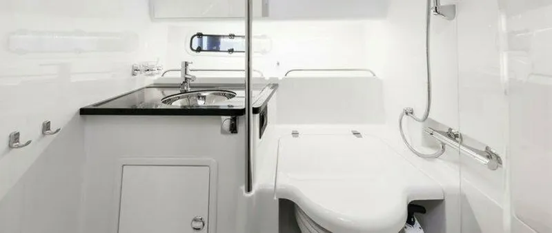 Slide: The Image of Nimbus 305 Coupe Head 2026 Nimbus 305 Coupe - 5963974