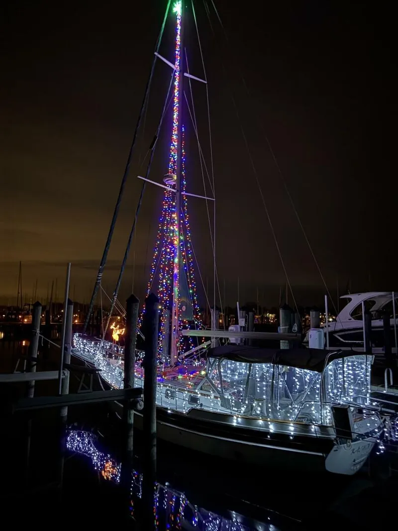 Slide: The Image of Christmas Lights - 5966301