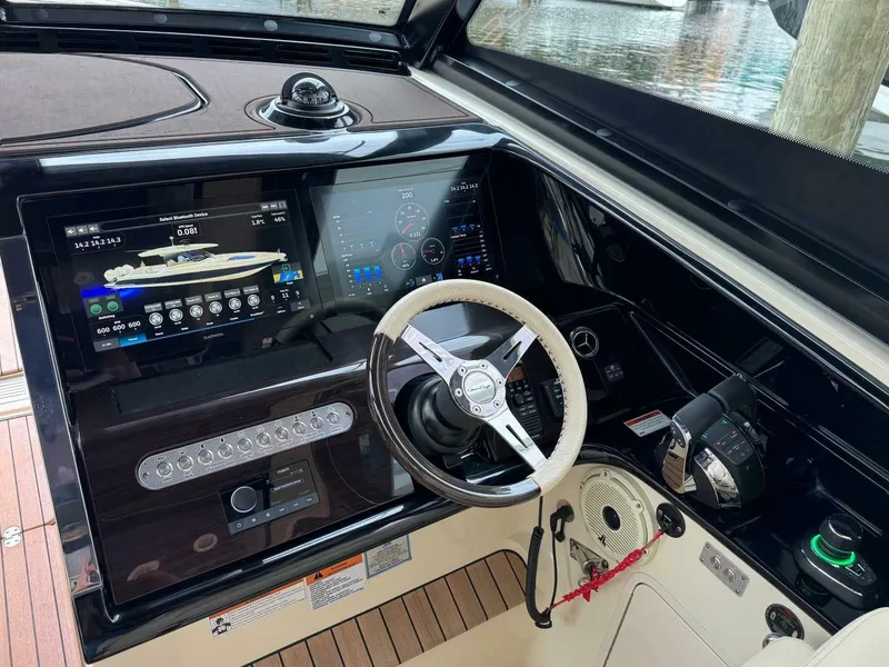 Slide: The Image of Chris-Craft Calypso 35 2022 - 5964565