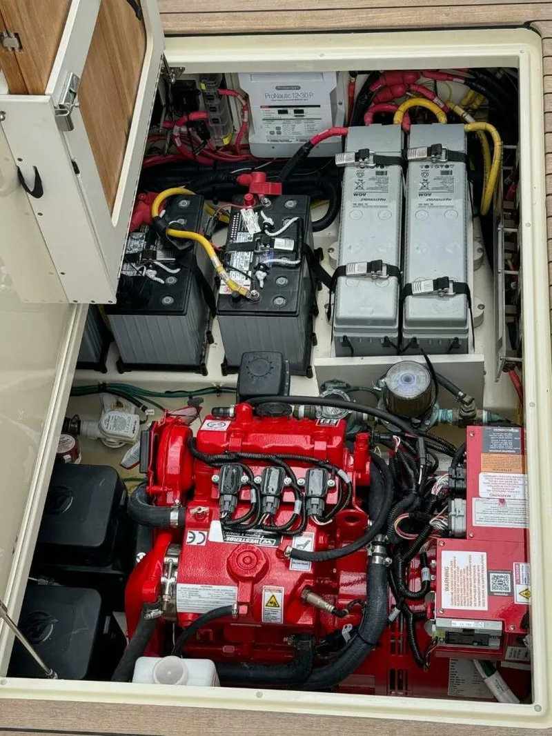 Slide: The Image of Chris-Craft Calypso 35 2022 - 5964568