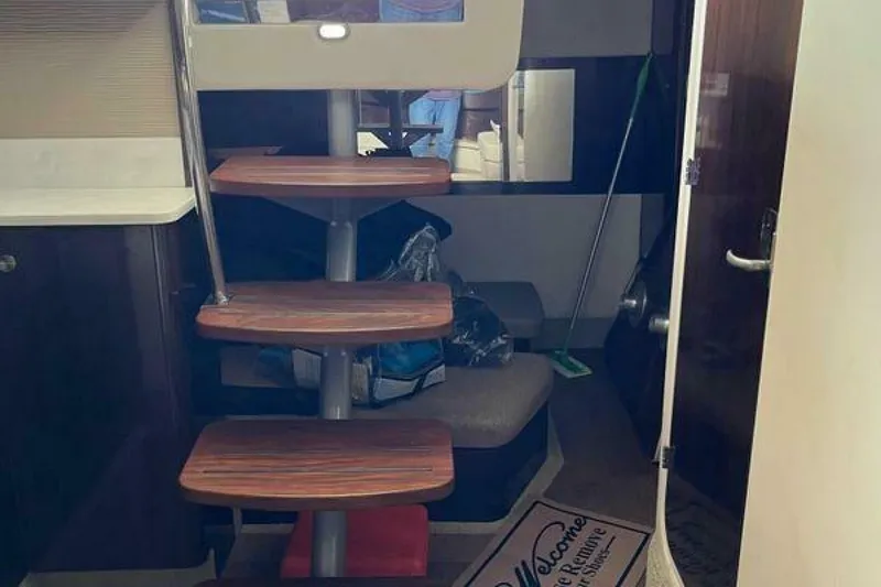 Slide: The Image of Sea Ray Sundancer 350 2017 - 5964599