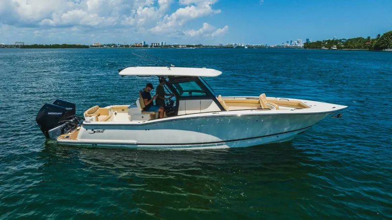 The Image of Scout 305 LXF 2022 - undefined