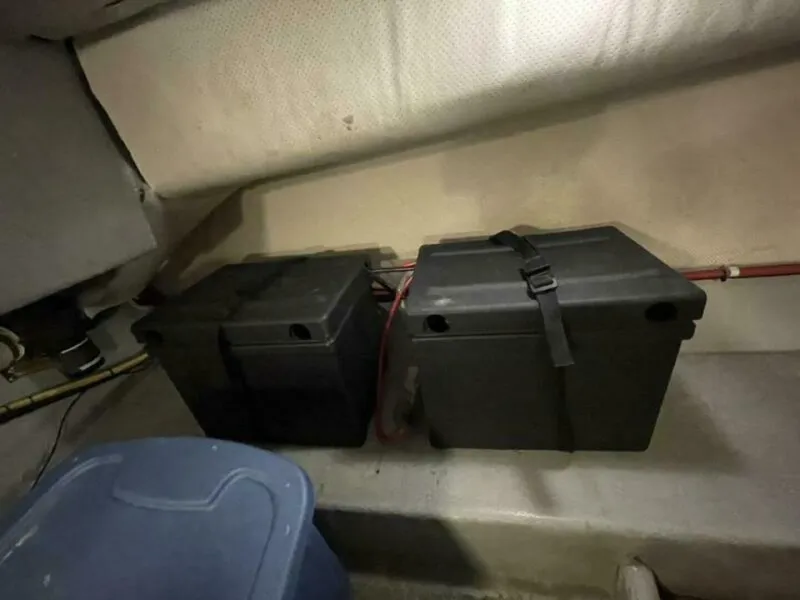 Slide: The Image of Mainship 34 2005 - 5983728