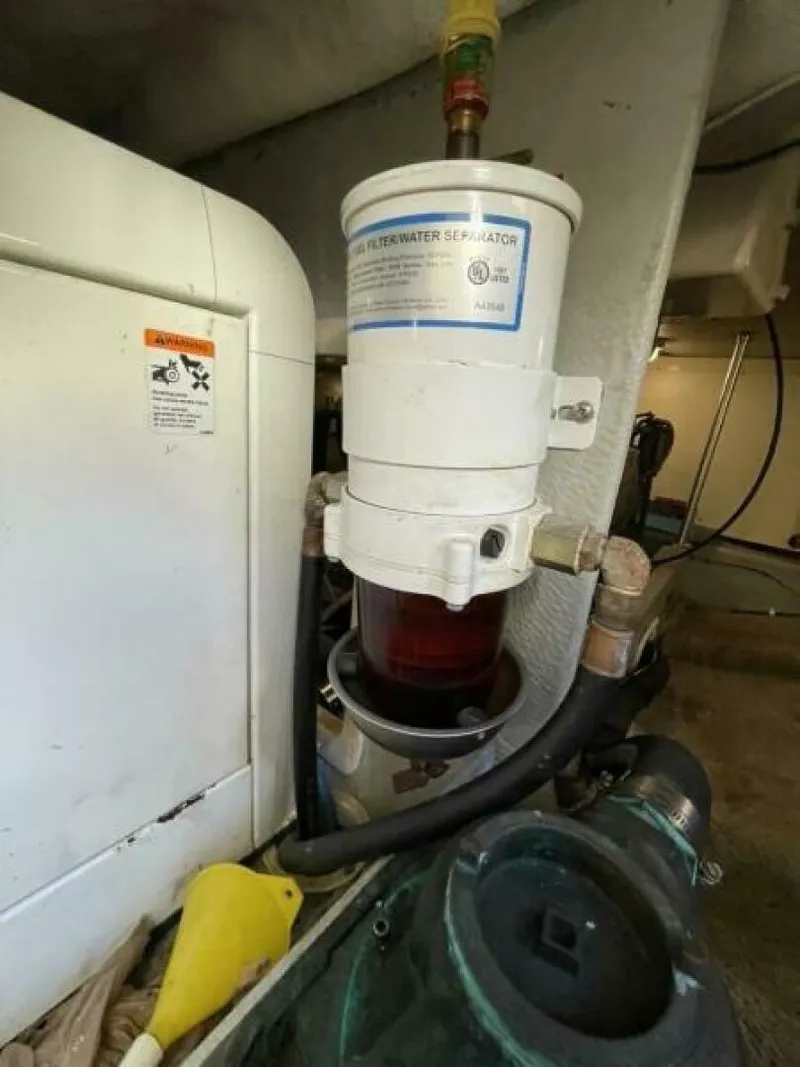 Slide: The Image of Mainship 34 2005 - 5983730