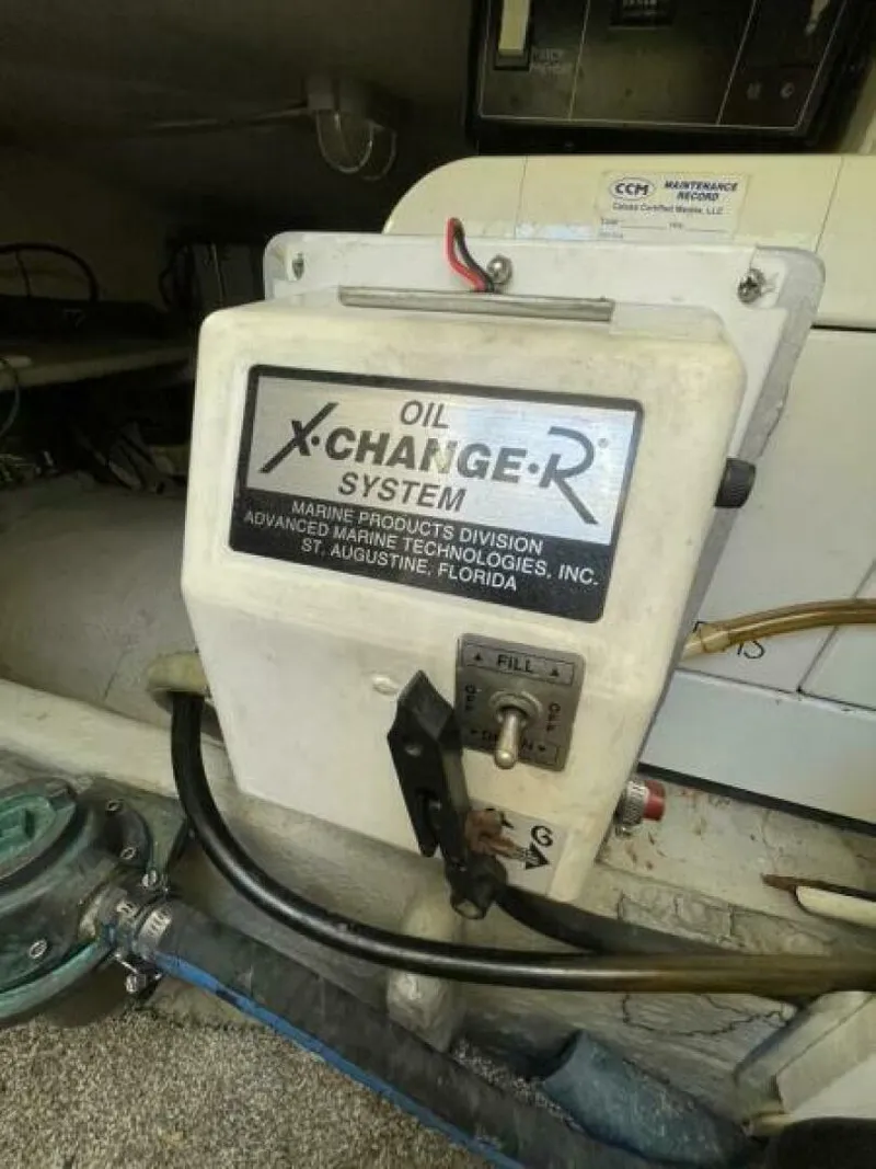 Slide: The Image of Mainship 34 2005 - 5983731