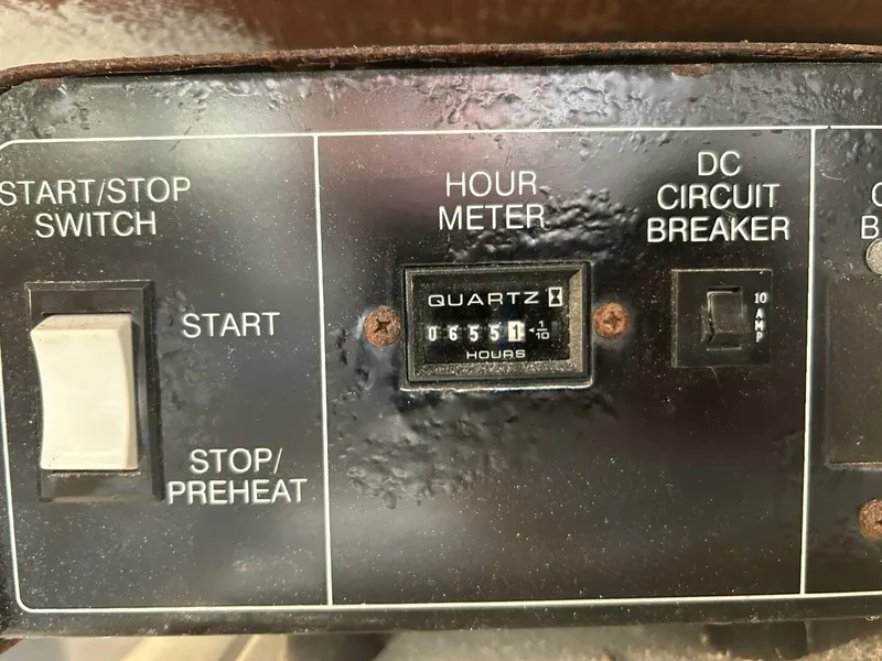 Slide: The Image of Mainship 34 2005 - 5983733