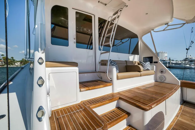 Slide: The Image of 2011 Viking 76 Enclosed Bridge- TEUSEAS- Cockpit - 5966559