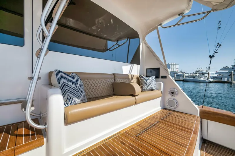 Slide: The Image of 2011 Viking 76 Enclosed Bridge- TEUSEAS- Cockpit - 5966561