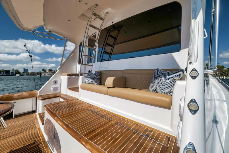 Slide: The Image of 2011 Viking 76 Enclosed Bridge- TEUSEAS- Cockpit - 5966576