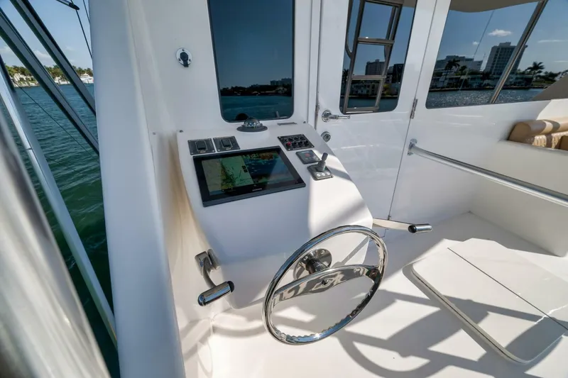 Slide: The Image of 2011 Viking 76 Enclosed Bridge- TEUSEAS- Flybridge Mezzanine - 5966586