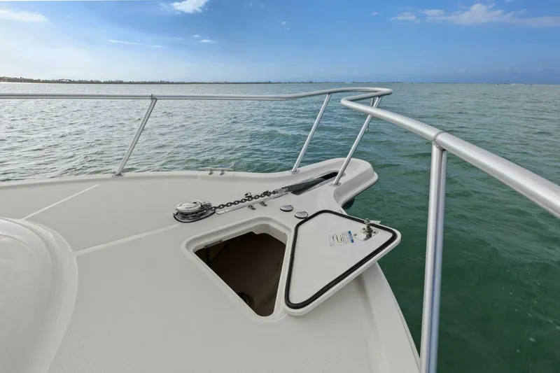 Slide: The Image of 2013 Tiara Yachts 3900 Convertible - 5965895