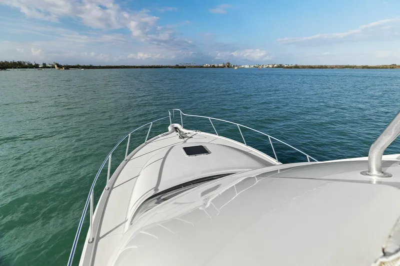 Slide: The Image of 2013 Tiara Yachts 3900 Convertible - 5965907