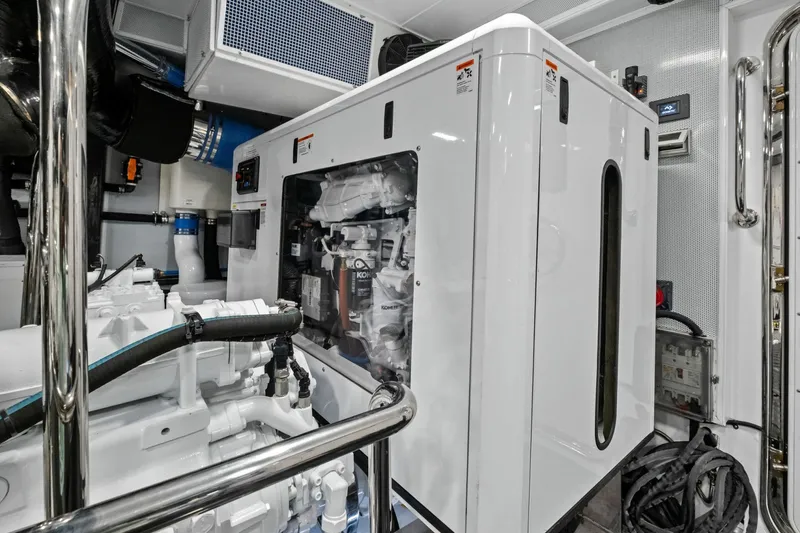 Slide: The Image of 2024 Marlow 90 V - Artemis II - 6003611