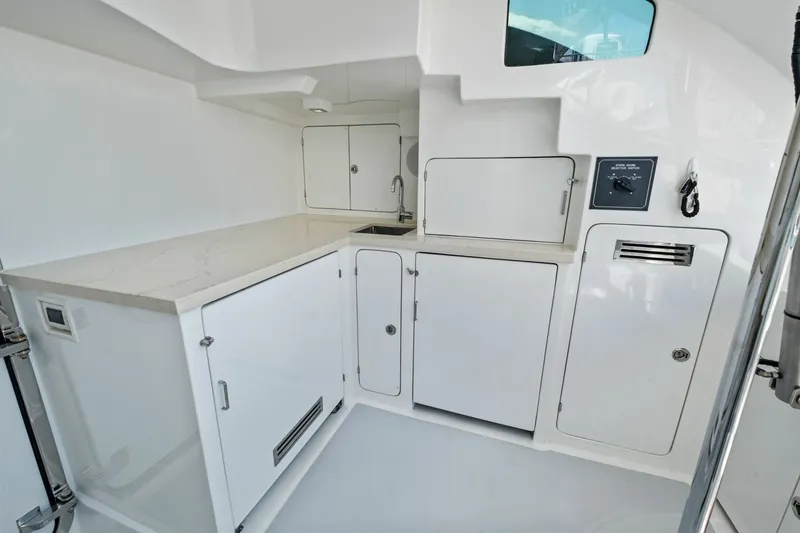 Slide: The Image of 2024 Marlow 90 V - Artemis II - 6003595