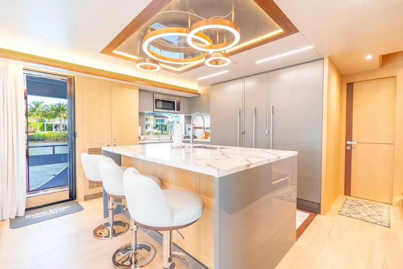 Slide: The Image of Horizon FD80 SHERI LYNN - Galley 2023 Horizon 80
SHERI LYNN - 5966348