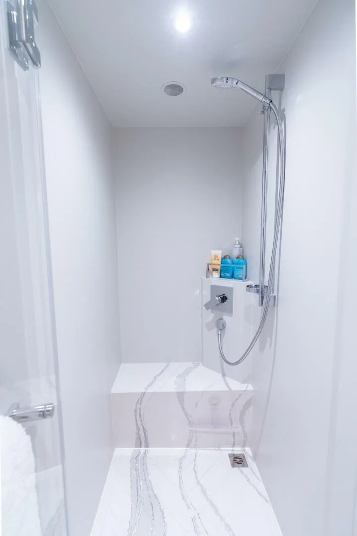 Slide: The Image of Horizon FD80 SHERI LYNN - VIP Stateroom Ensuite Head 2023 Horizon 80
SHERI LYNN - 5966908