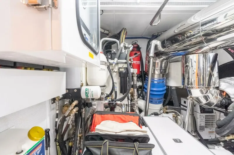 Slide: The Image of Horizon FD80 SHERI LYNN - Engine Room 2023 Horizon 80
SHERI LYNN - 5967020