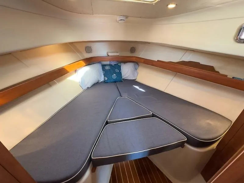 Slide: The Image of 0005587218 - 5966091