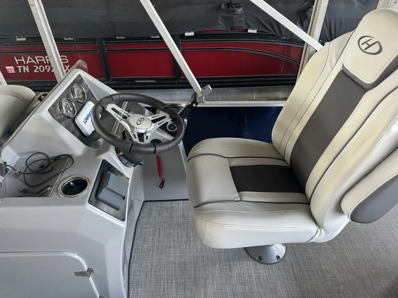 Slide: The Image of Harris CX230 2022 - 5988578