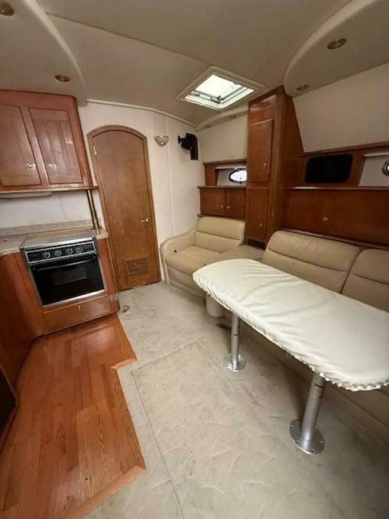 Slide: The Image of Rinker 410 express diesel 2006 - 5966274