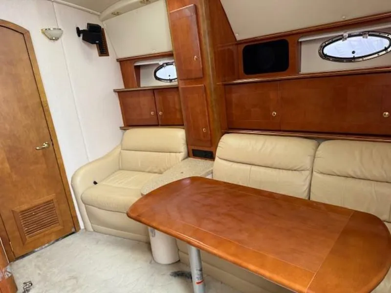 Slide: The Image of Rinker 410 express diesel 2006 - 5966283