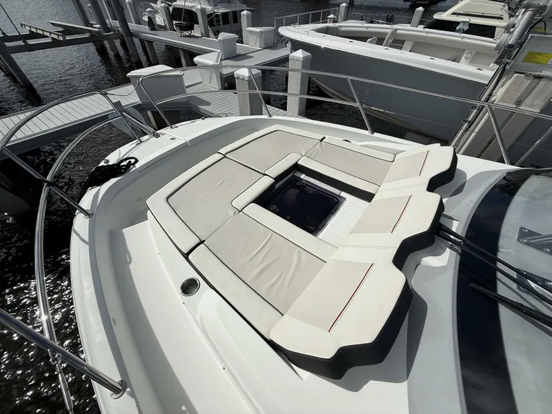 Slide: The Image of Jeanneau 10.5 Leader WA 2022 - 5966367