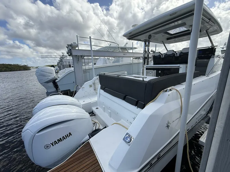 Slide: The Image of Jeanneau 10.5 Leader WA 2022 - 5966373