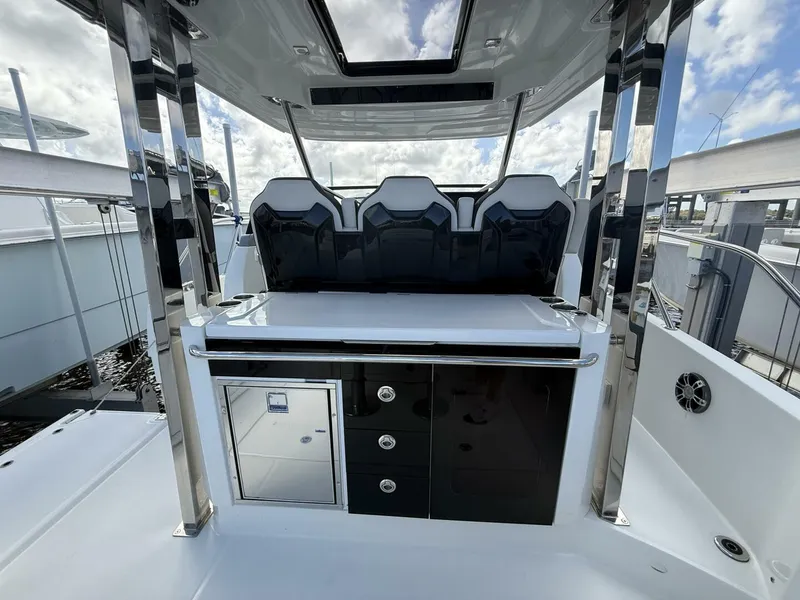 Slide: The Image of Jeanneau 10.5 Leader WA 2022 - 5966358