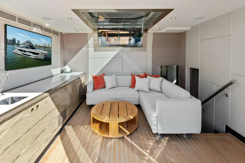 Slide: The Image of Ocean Alexander 35 Revolution 2024 - 5966835