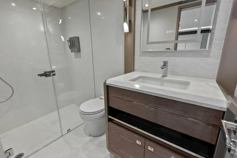 Slide: The Image of Ocean Alexander 35 Revolution 2024 - 5966875