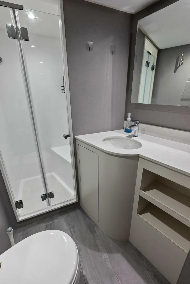 Slide: The Image of Ocean Alexander 35 Revolution 2024 - 5966884