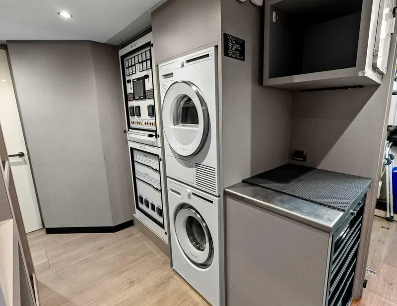 Slide: The Image of Ocean Alexander 35 Revolution 2024 - 5966893