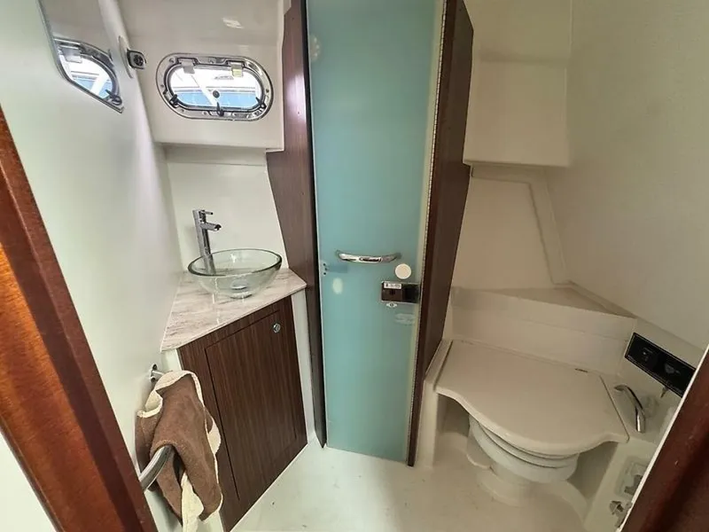 Slide: The Image of 0005590141 - 5966998