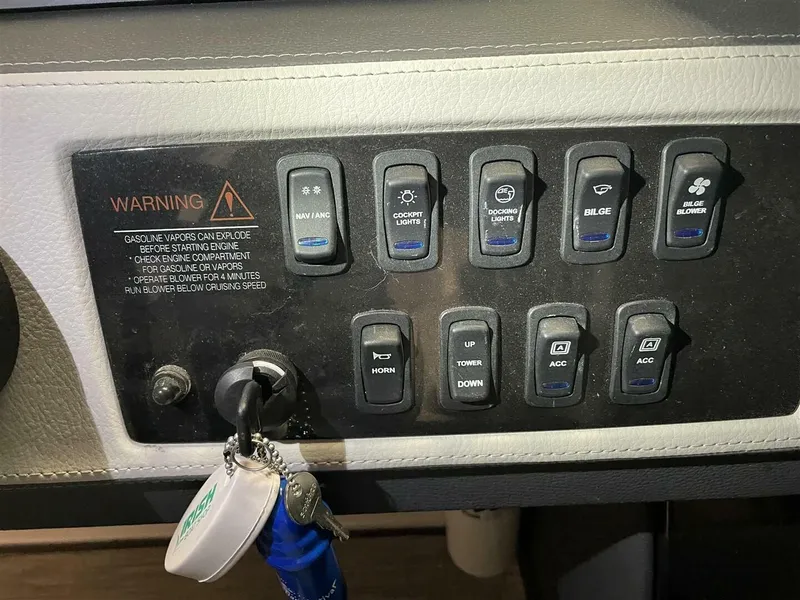 Slide: The Image of Regal 2300 2019 - 5967191