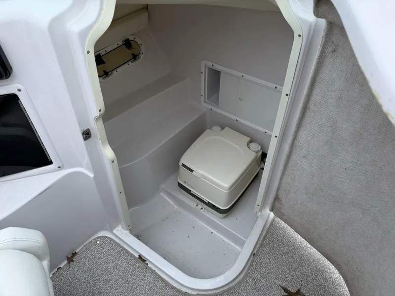 Slide: The Image of Four Winns 250 Horizon 2005 - 5970680