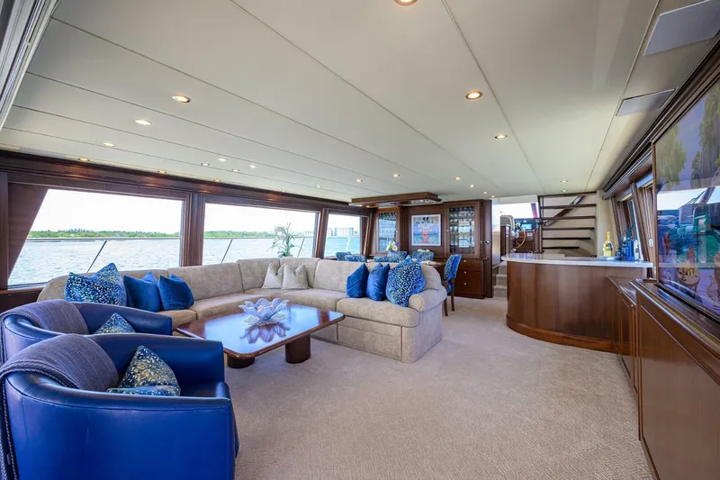 Slide: The Image of Pacific Mariner 85 2005 - 5975385